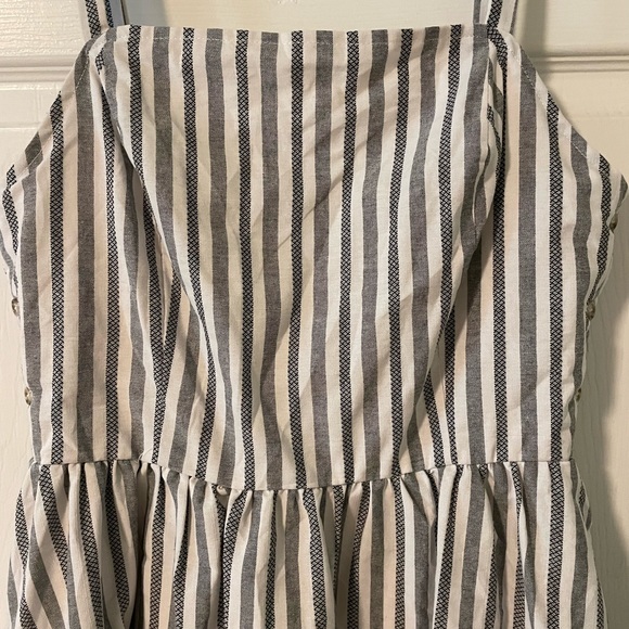 Mello Day summer dress - Picture 2 of 8